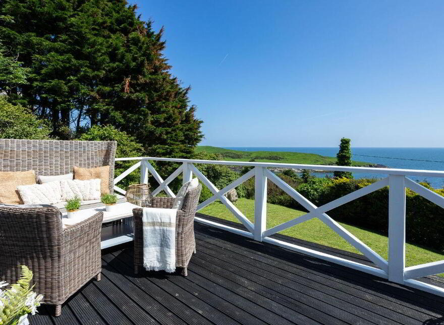 Sandycove, Kinsale, P17A328