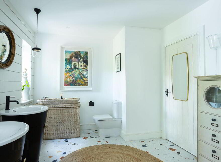 Sandycove, Kinsale, P17A328