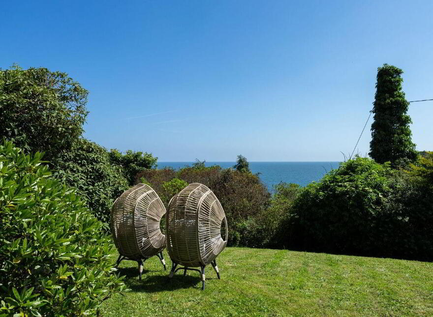 Sandycove, Kinsale, P17A328