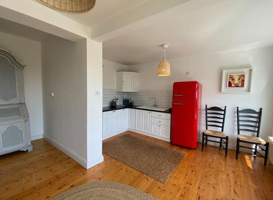 Sandycove, Kinsale, P17A328