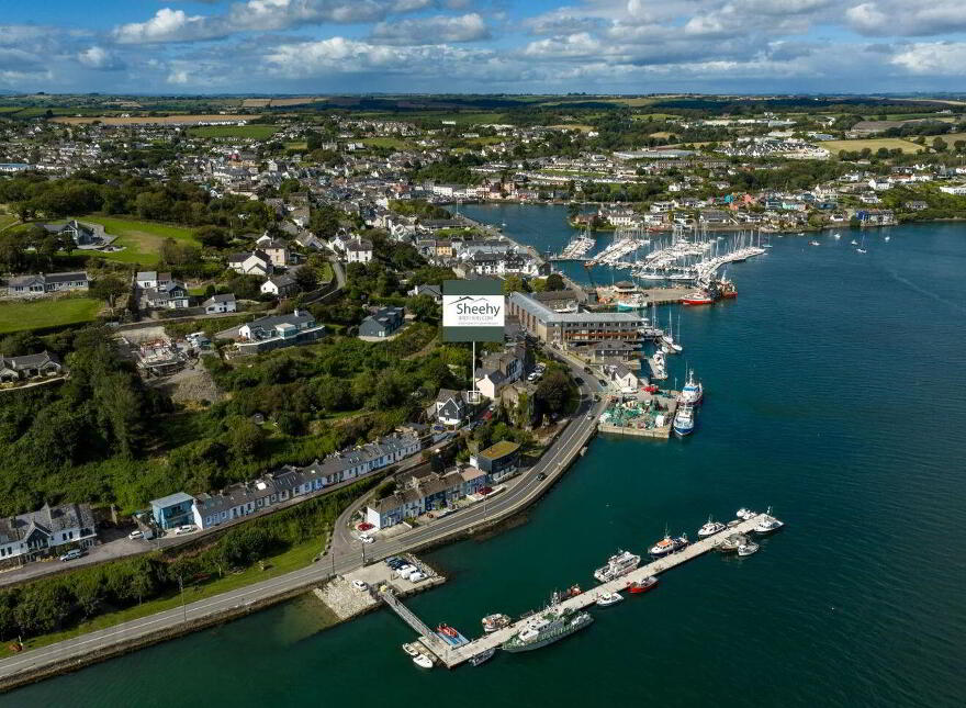 World`s End, Kinsale