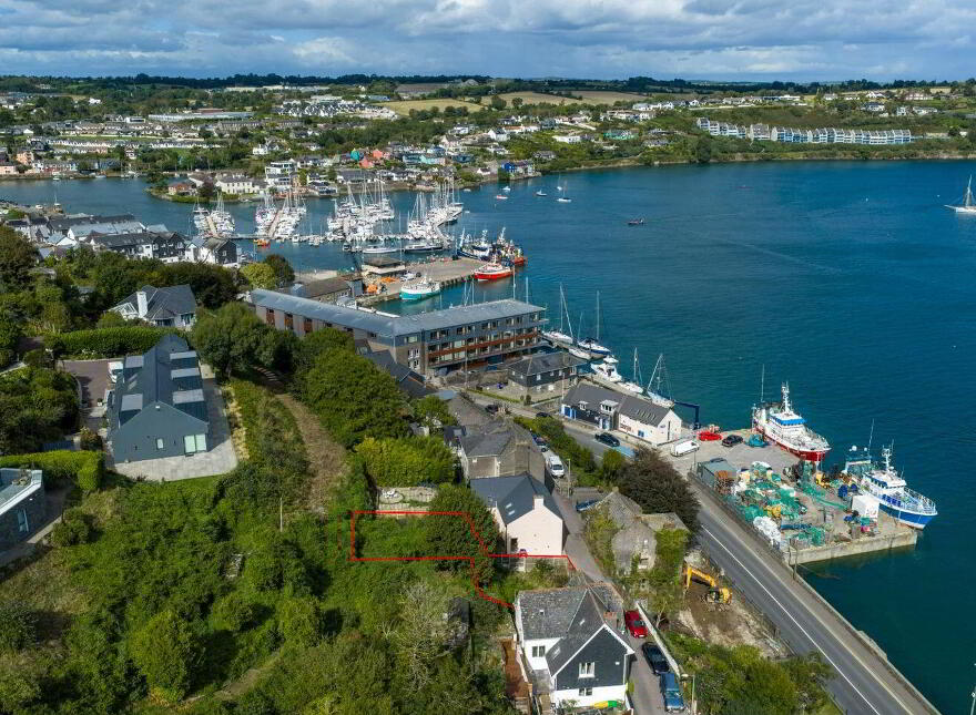 World`s End, Kinsale