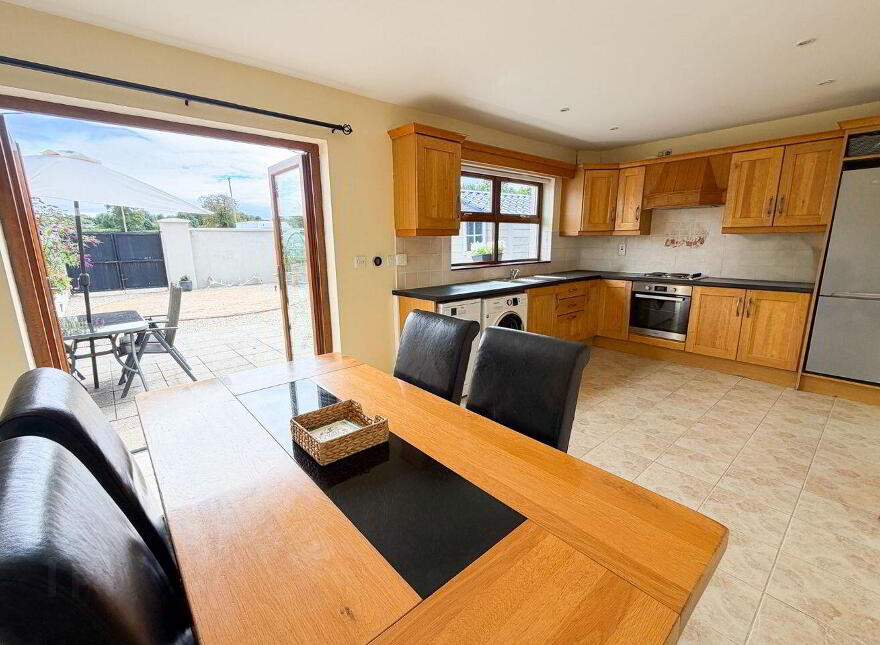 4 Killenure Court, Knockavilla, Cashel, E34K316