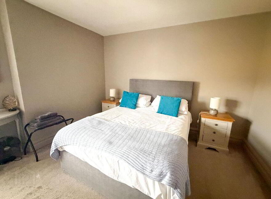 1 Main Street, Cashel, E25W527