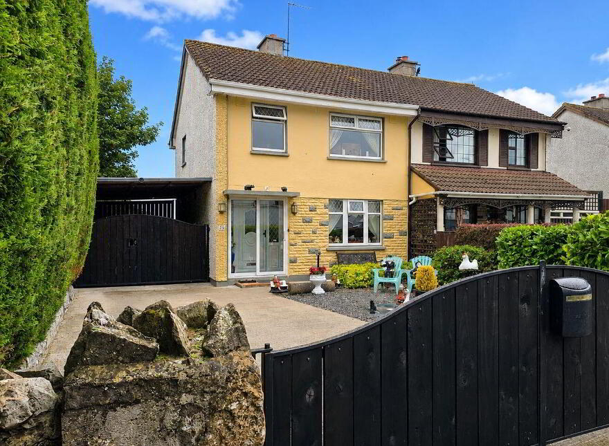 26 Beechmount Avenue, Clara, R35NN93