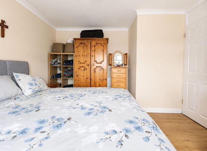 26 Beechmount Avenue, Clara, R35NN93