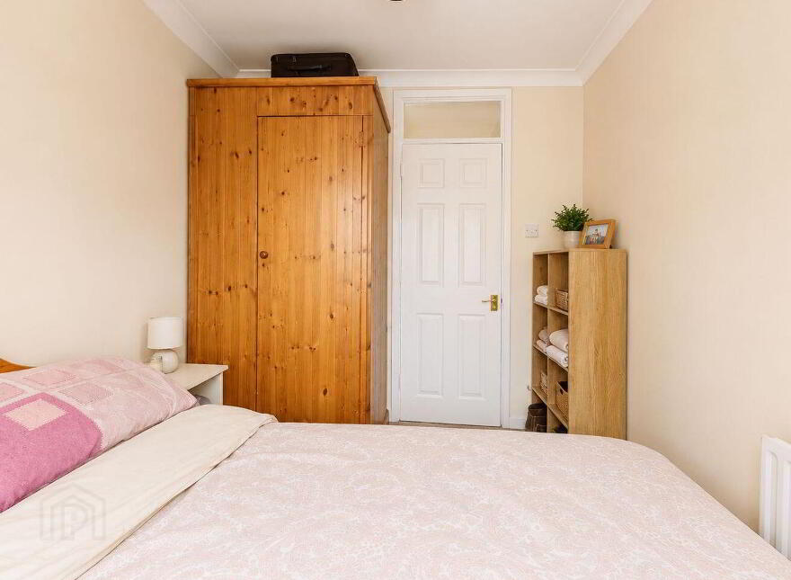 26 Beechmount Avenue, Clara, R35NN93