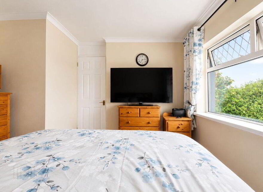 26 Beechmount Avenue, Clara, R35NN93