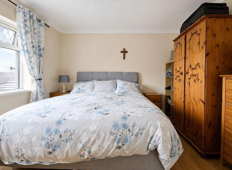 26 Beechmount Avenue, Clara, R35NN93