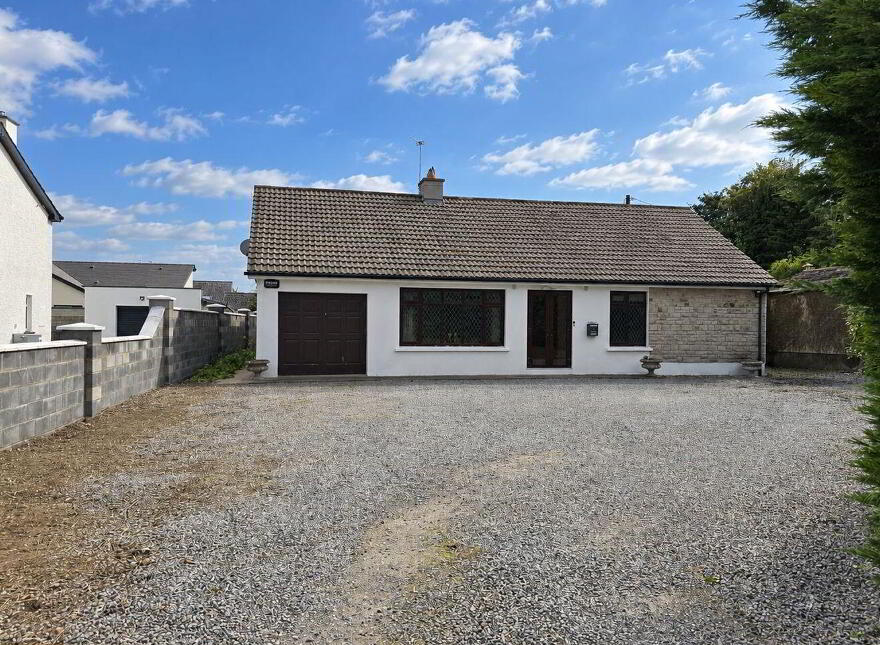 Knockowen Road, Tullamore, R35WC93