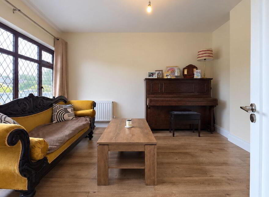 Knockowen Road, Tullamore, R35WC93