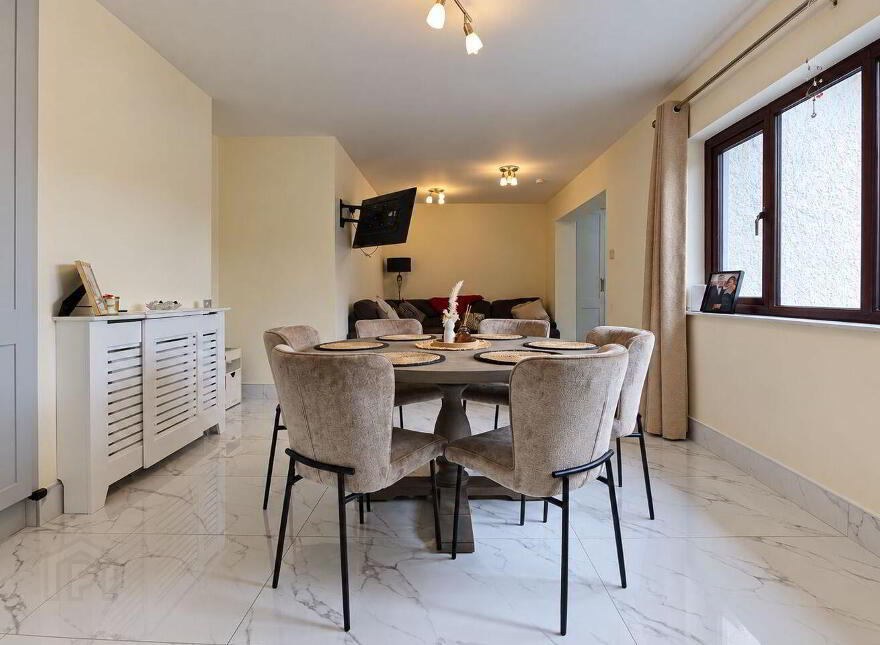 Knockowen Road, Tullamore, R35WC93