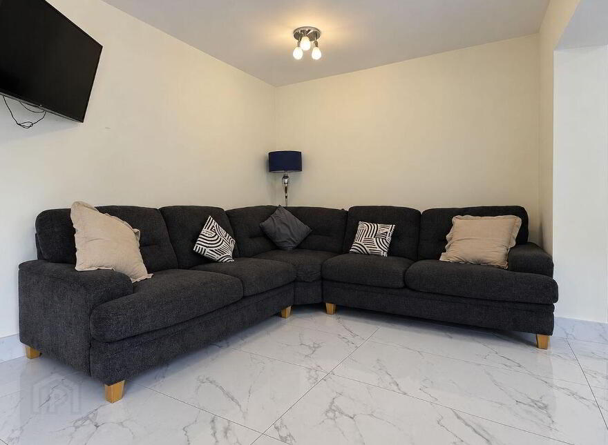 Knockowen Road, Tullamore, R35WC93