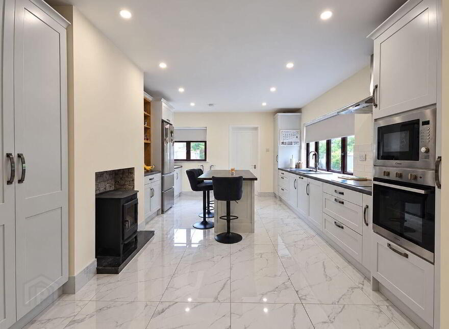 Knockowen Road, Tullamore, R35WC93