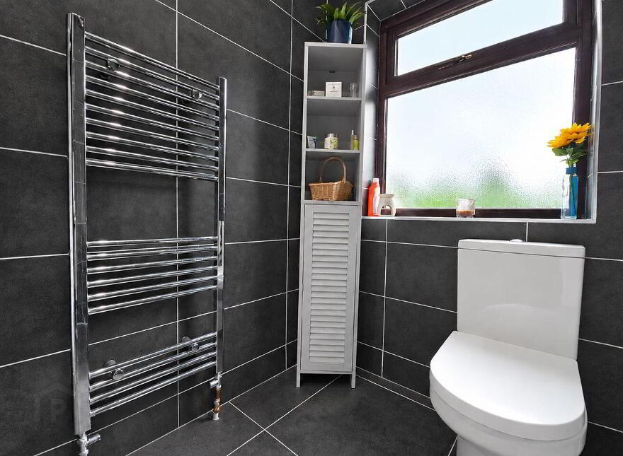Knockowen Road, Tullamore, R35WC93