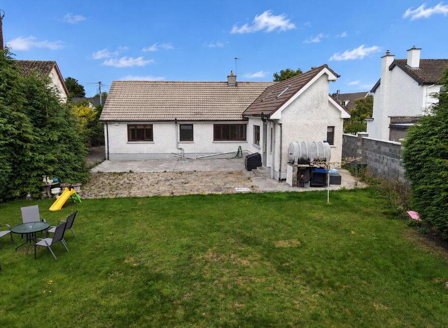 Knockowen Road, Tullamore, R35WC93