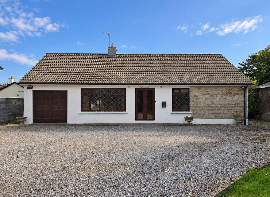 Knockowen Road, Tullamore, R35WC93