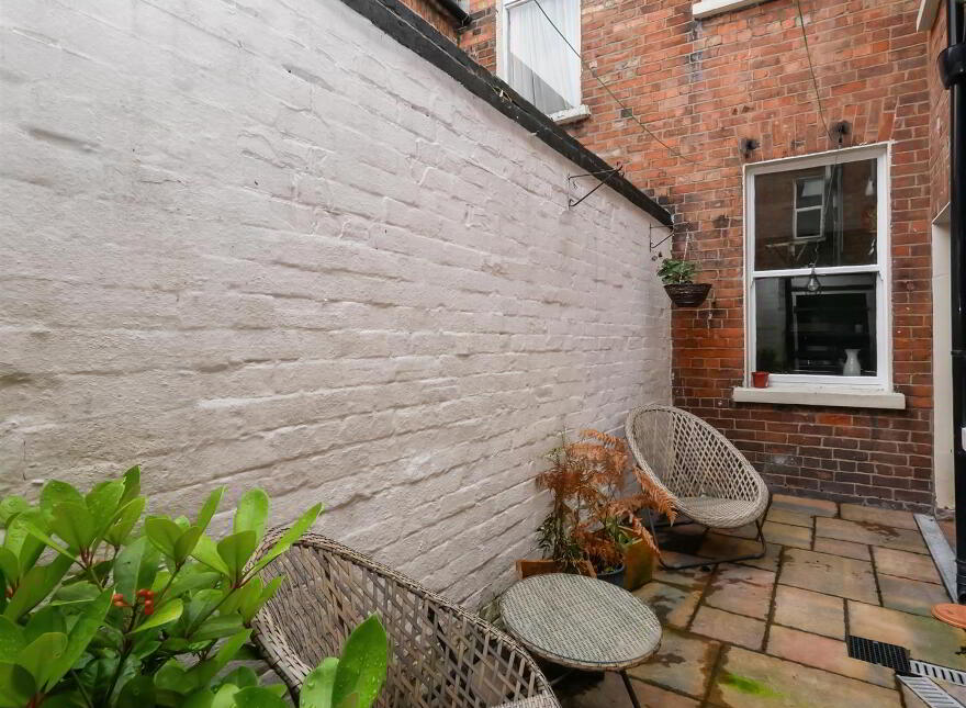 61 Rushfield Avenue, Ormeau Road, Belfast, BT7 3FP