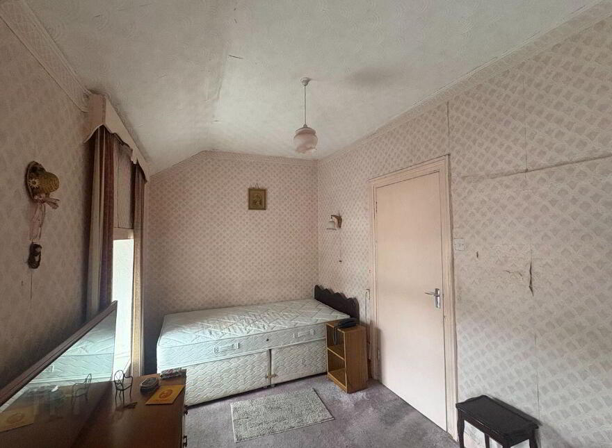 5 Riverview Terrace, New Road, Ennistymon, V95D5F9