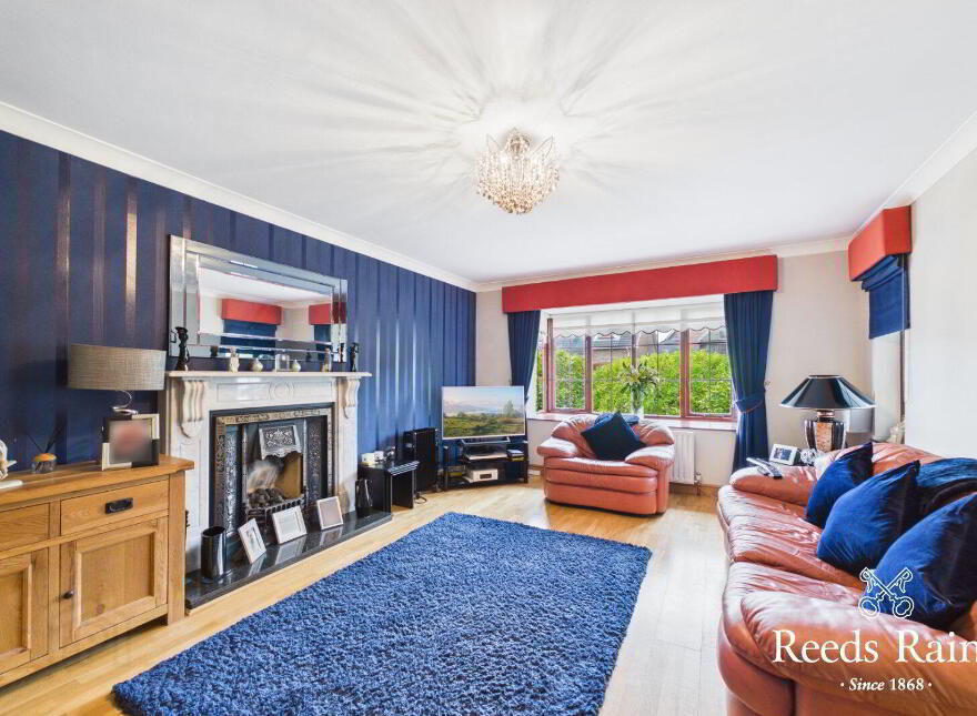 8 Highfields Avenue, Lisburn, BT28 3GE