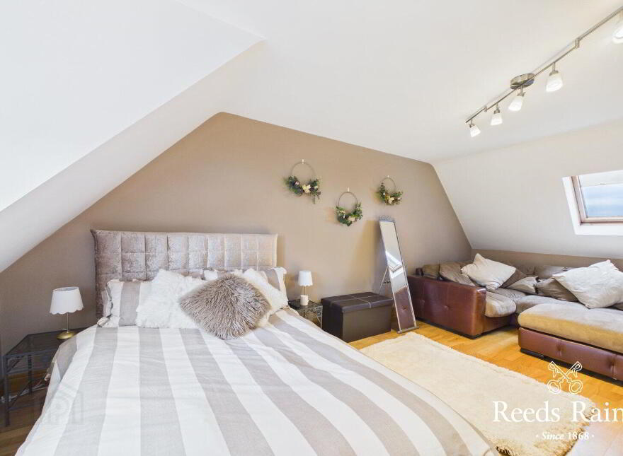 8 Highfields Avenue, Lisburn, BT28 3GE