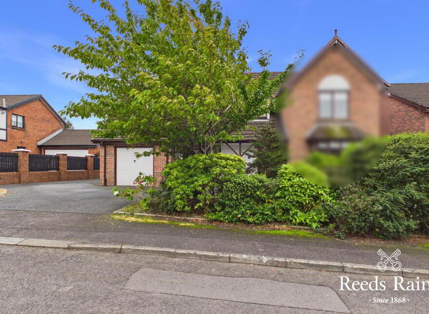 8 Highfields Avenue, Lisburn, BT28 3GE