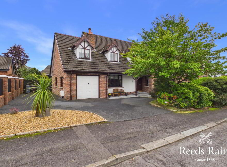 8 Highfields Avenue, Lisburn, BT28 3GE