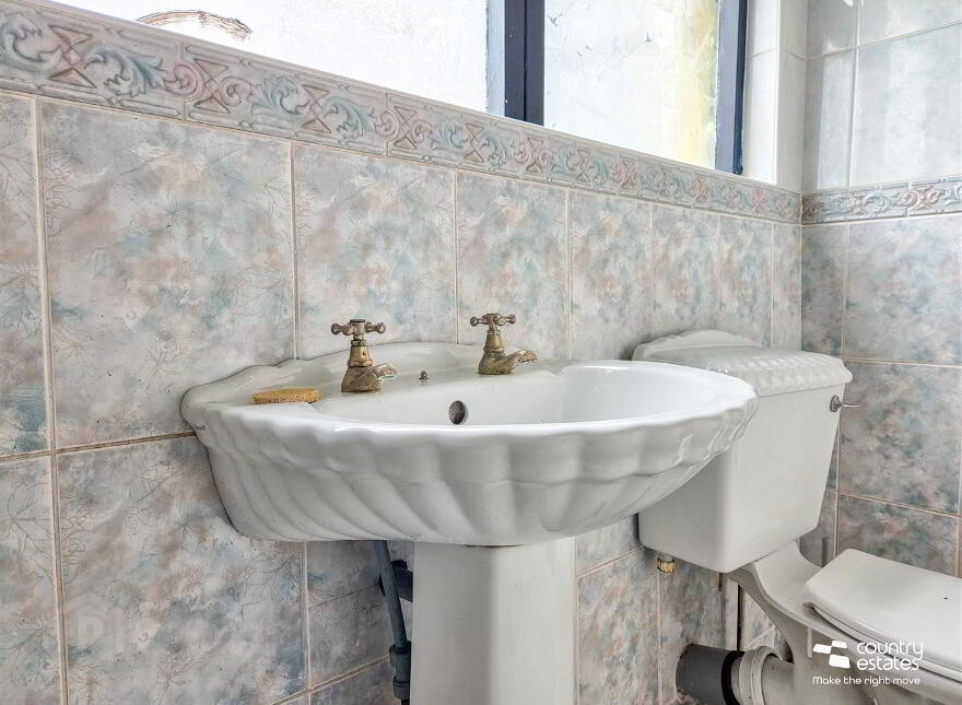406 Oldpark Road, Belfast, BT14 6QF