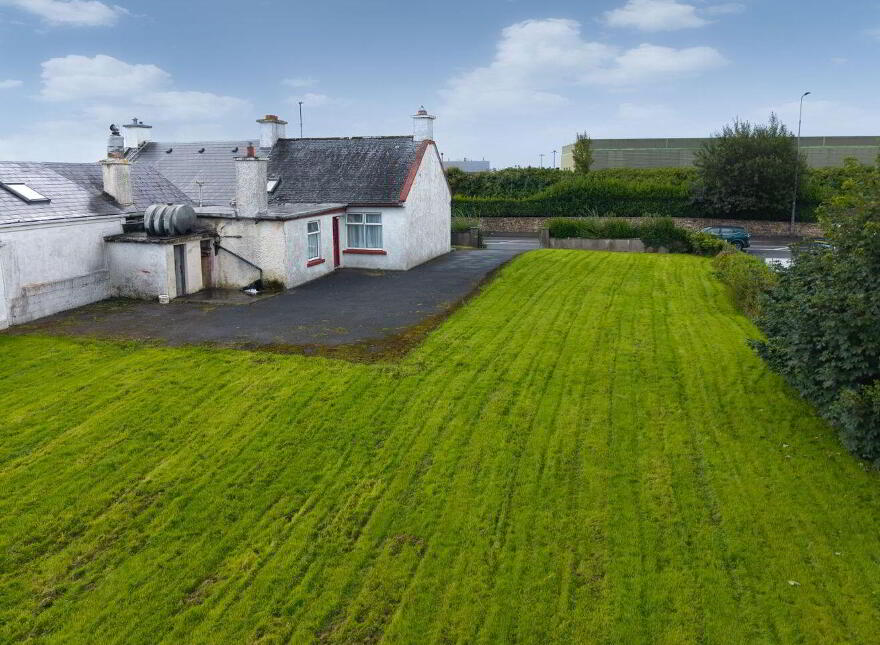23 Moneen Cottages, Castlebar, F23CR22