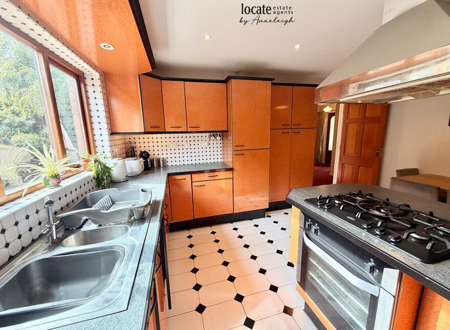 24 Clearwater, Limavady Road, Waterside, Derry, BT47 6BE