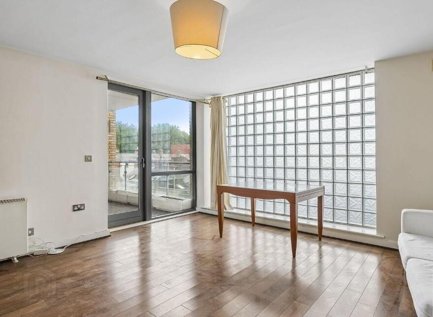 Apartment 61 The Tannery The Coombe, The Coombe, D08V223
