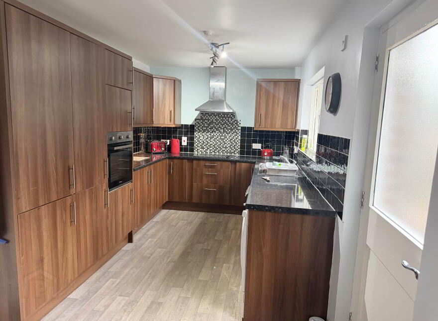 20 Minnowburn Drive, Belfast, BT8 7QJ