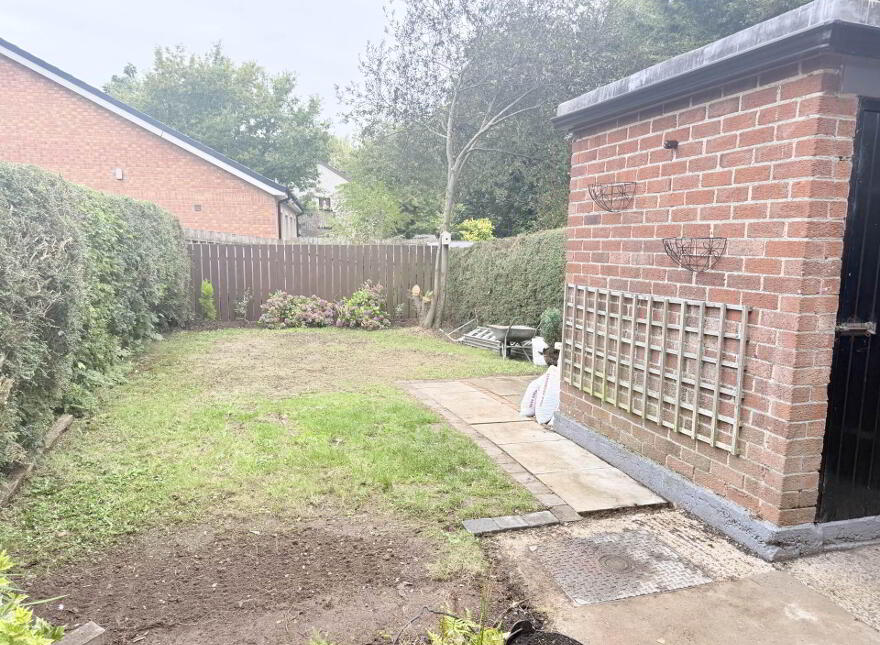 20 Minnowburn Drive, Belfast, BT8 7QJ