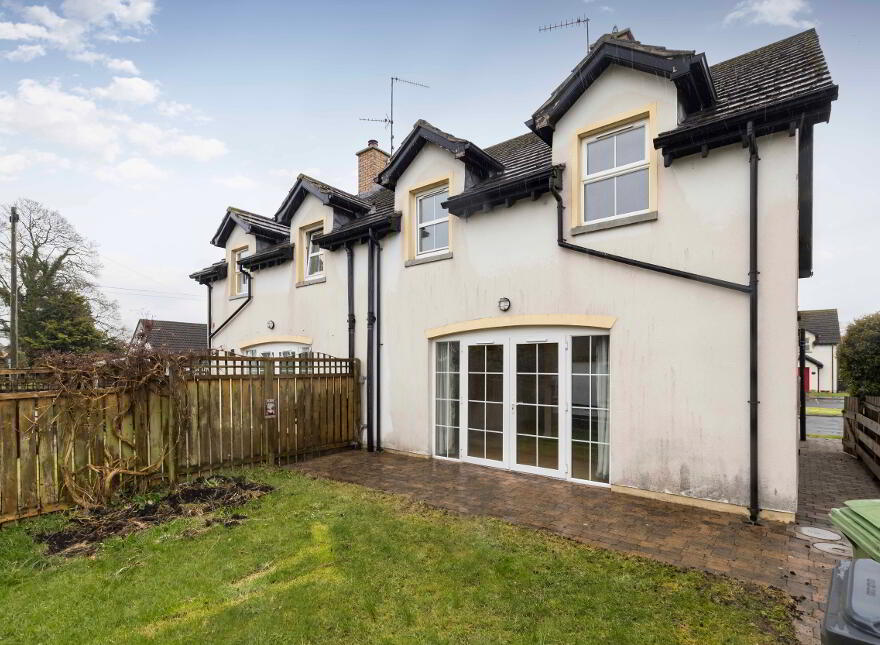 15 Iveagh Court, Blackskull, Dromore, BT25 1SF