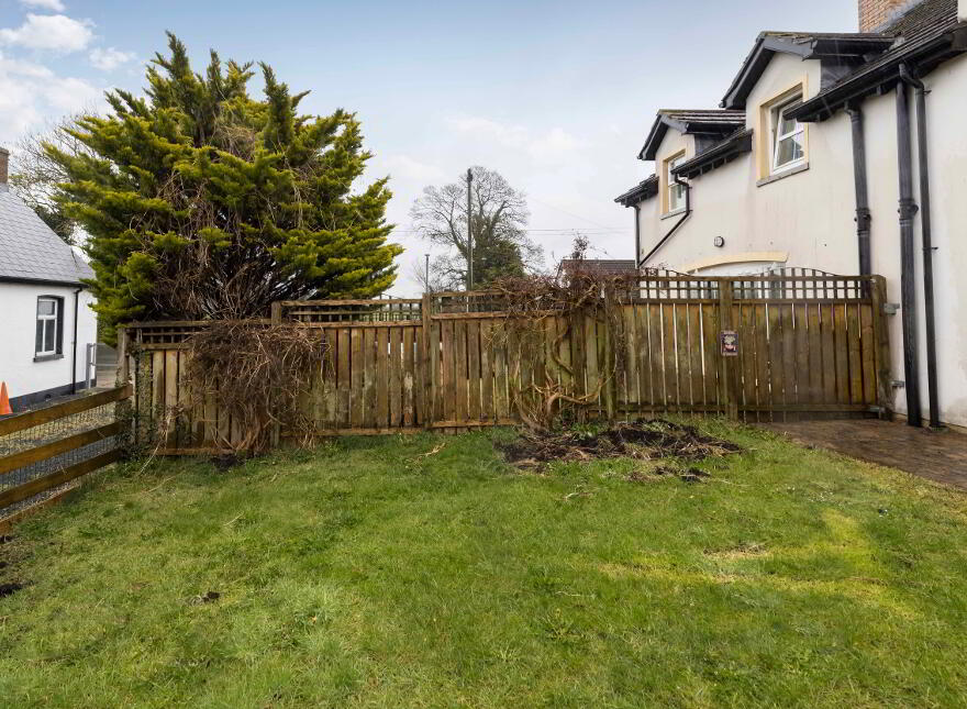 15 Iveagh Court, Blackskull, Dromore, BT25 1SF