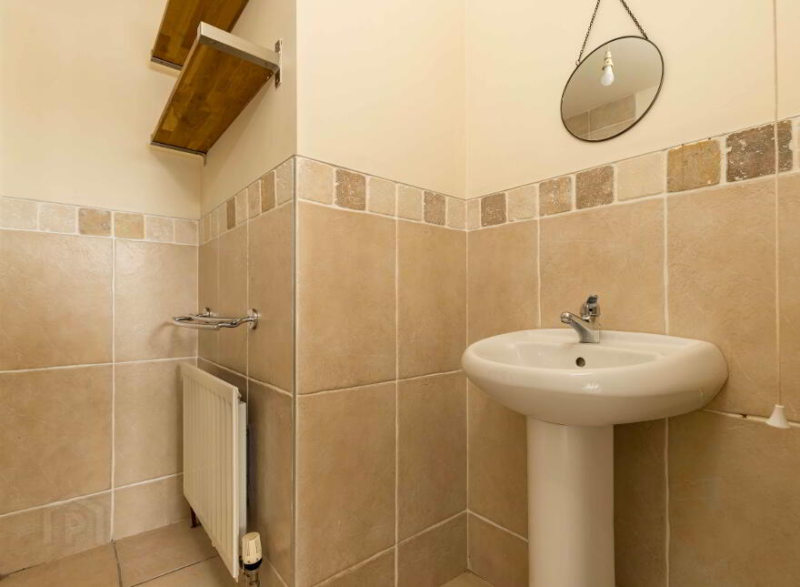 15 Iveagh Court, Blackskull, Dromore, BT25 1SF