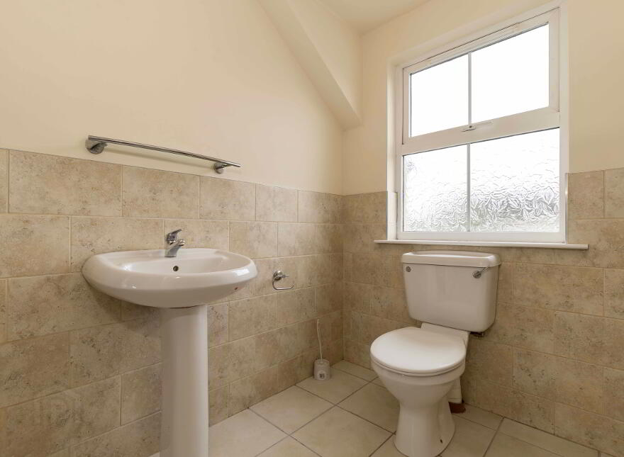 15 Iveagh Court, Blackskull, Dromore, BT25 1SF
