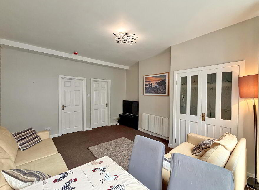2 Golden Sands Apartments, 44-46 Main Street, Portrush, BT56 8BL