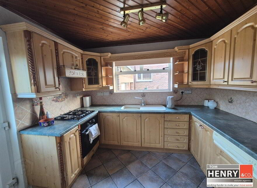 43 Carland Road, Dungannon, BT71 4AA
