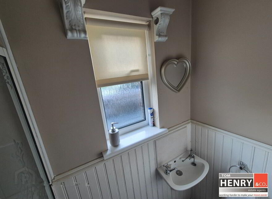 43 Carland Road, Dungannon, BT71 4AA