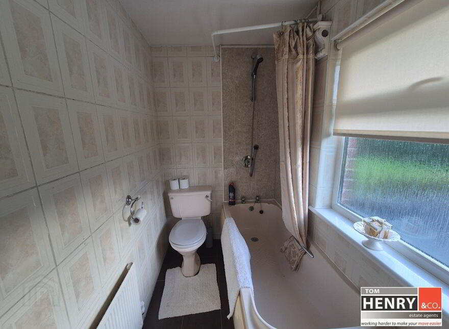43 Carland Road, Dungannon, BT71 4AA