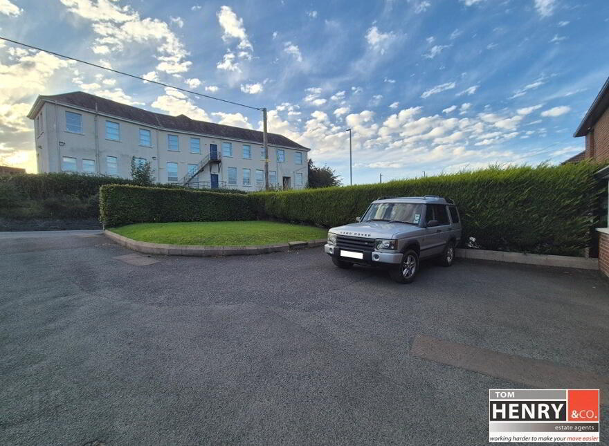 43 Carland Road, Dungannon, BT71 4AA