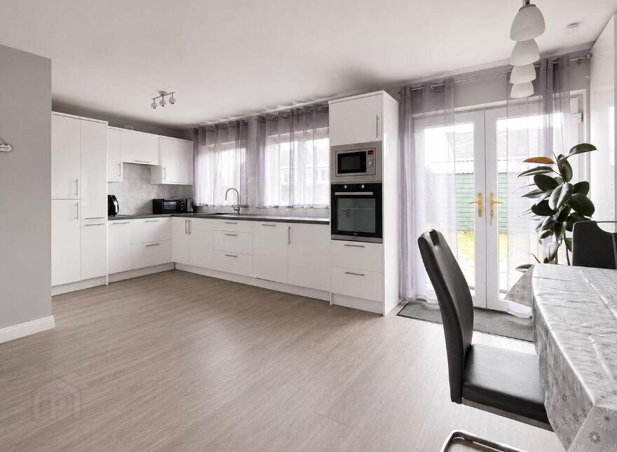 33 Philips Vale, Daingean, R35YY77