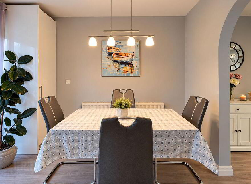 33 Philips Vale, Daingean, R35YY77