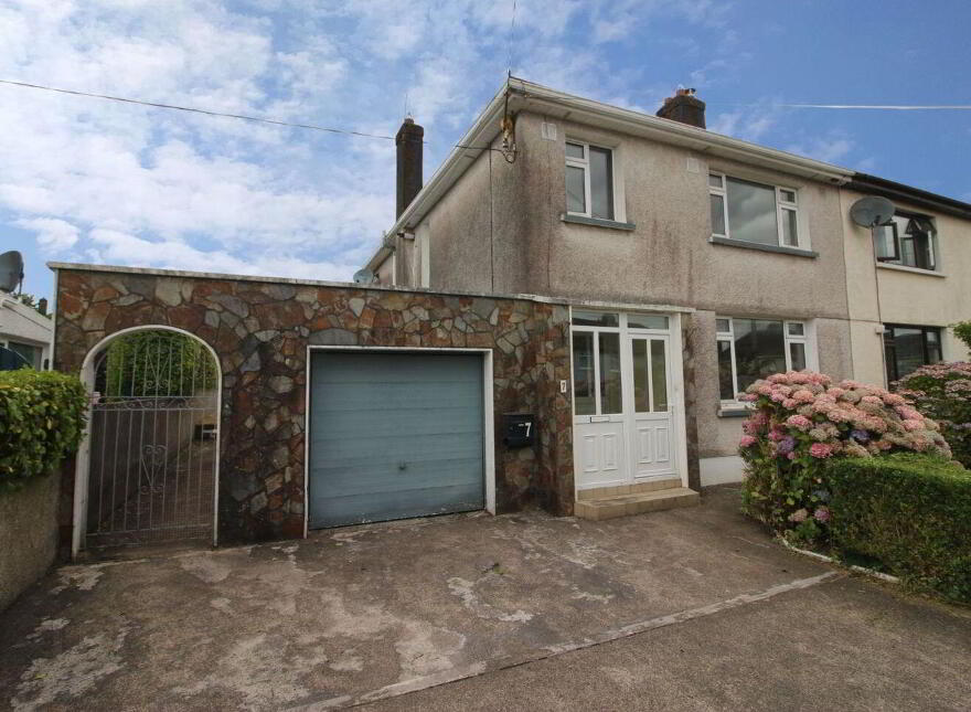 7 Rosegreen Avenue, Beaumont, Ballintemple, T12DP8N photo