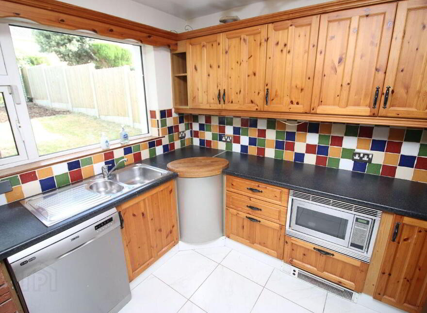 13 Pembroke Wood, Passage West, T12W5WR