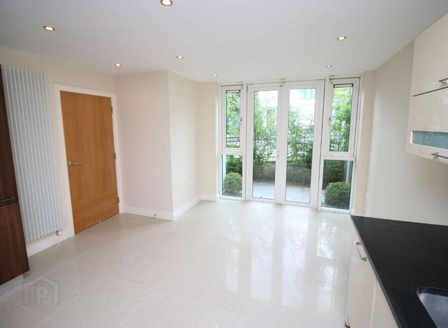 19 Elden, Maryborough Hill, Douglas, T12N5XC