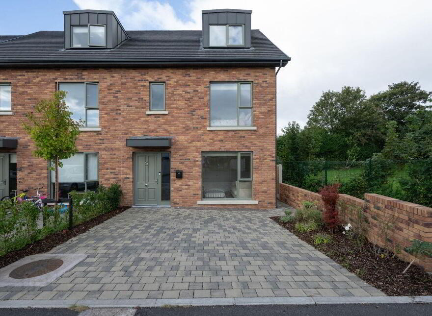 1 Hettyfield Gardens, Hettyfield, Douglas, T12W62K photo