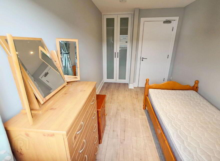 Apartment 81 Cúirt Seoige, Bohermore, H91AK57