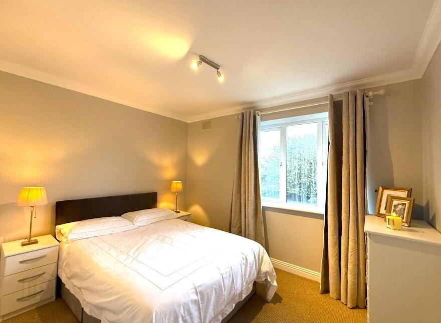 Apartment 8 Esker Glenn, Dublin Road, Athlone, N37KC03